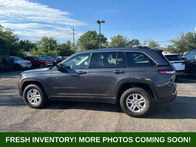 2022 Jeep Grand Cherokee Laredo