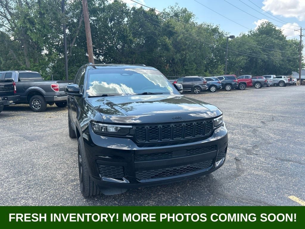 2022 Jeep Grand Cherokee L Altitude