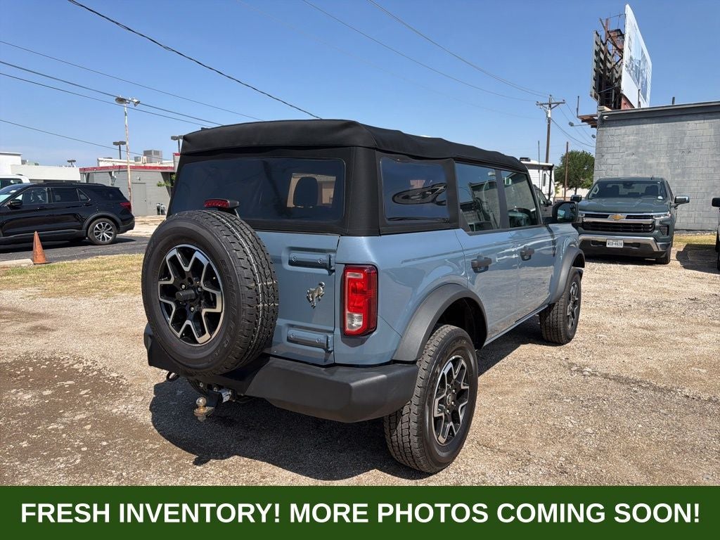 2023 Ford Bronco Base