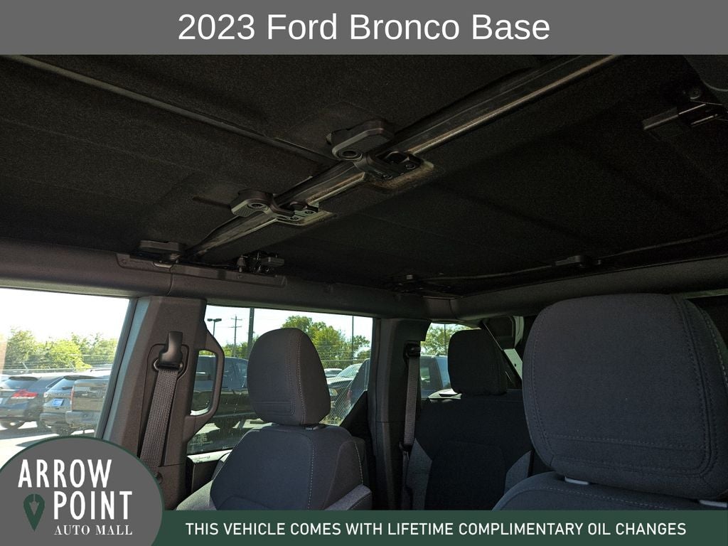 2023 Ford Bronco Base