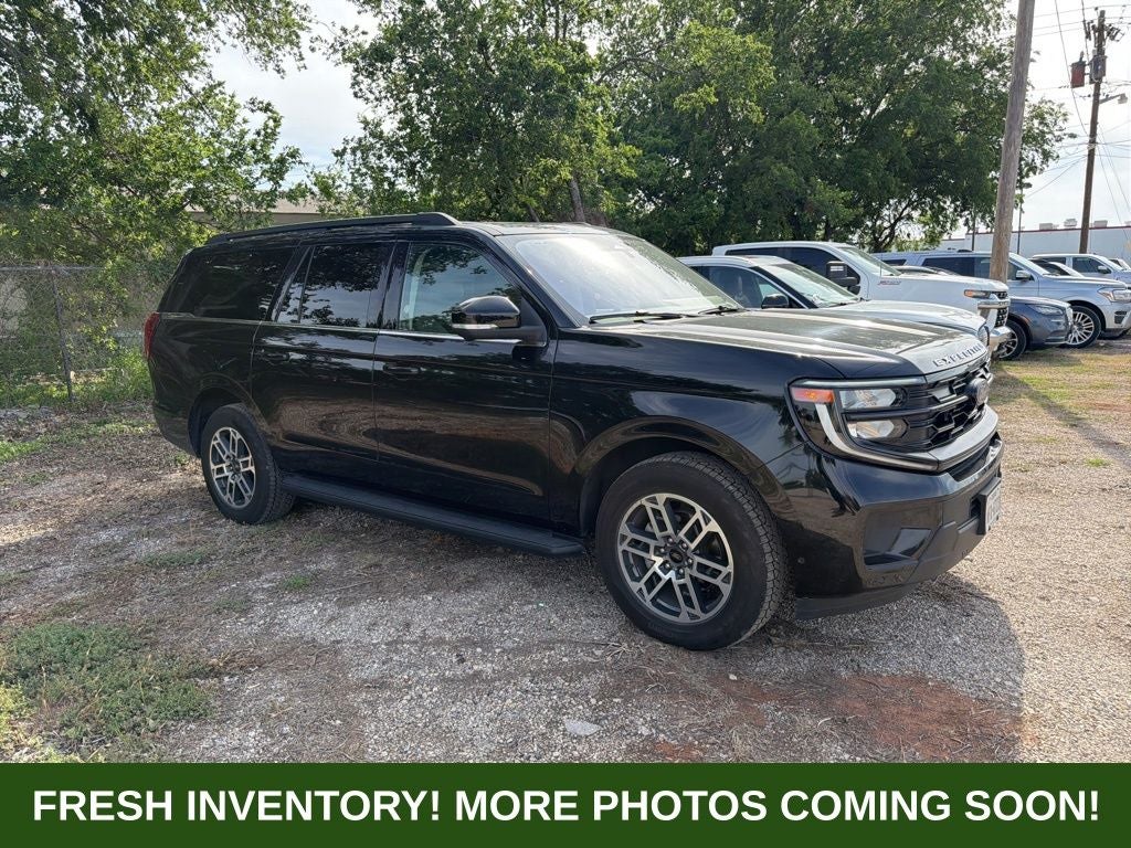 2025 Ford Expedition Active MAX 4x4's photo
