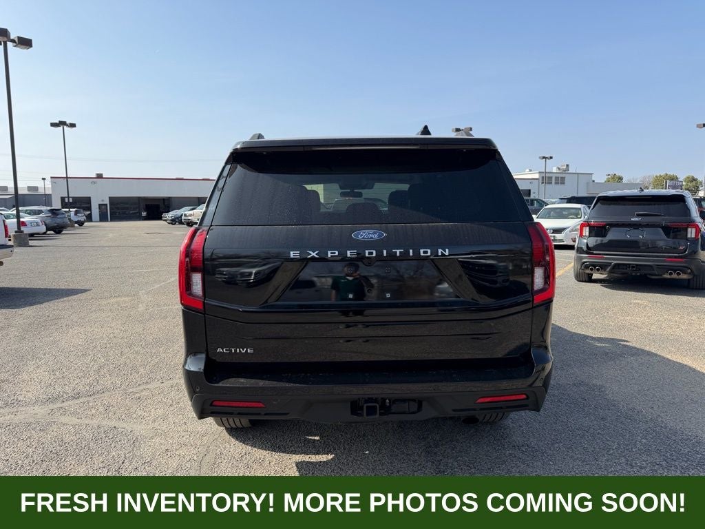 2025 Ford Expedition Active