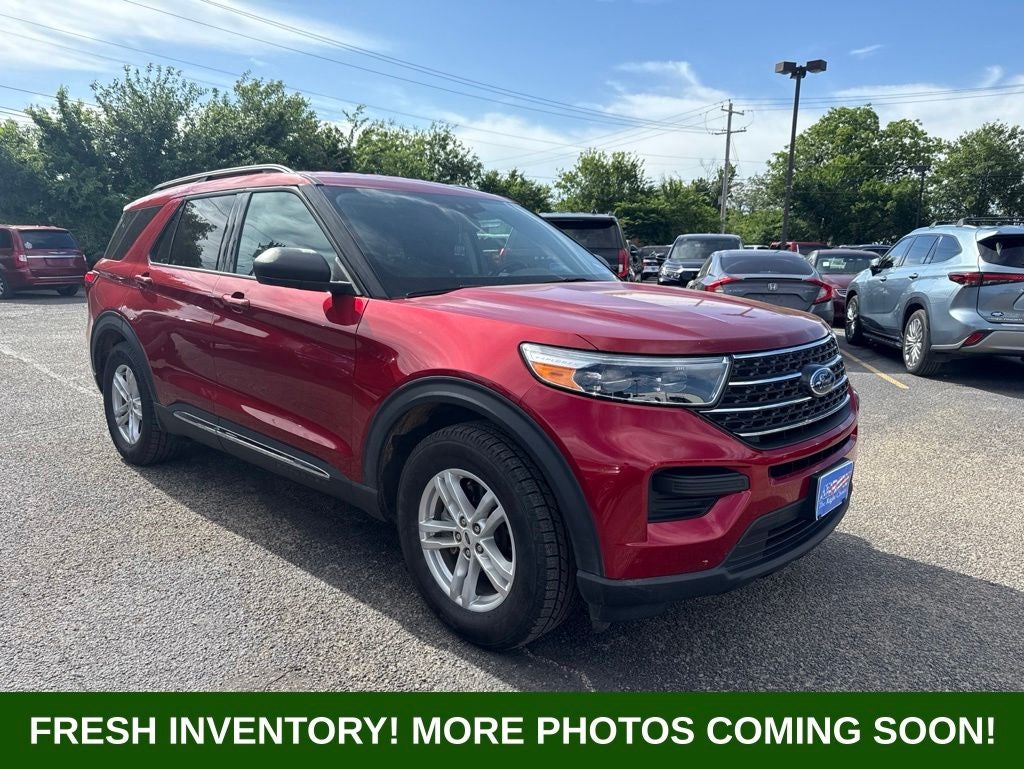 2023 Ford Explorer XLT RWD's photo