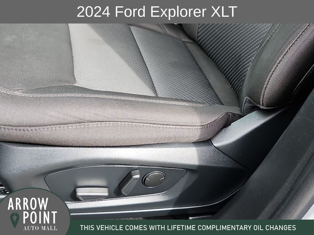 2024 Ford Explorer XLT