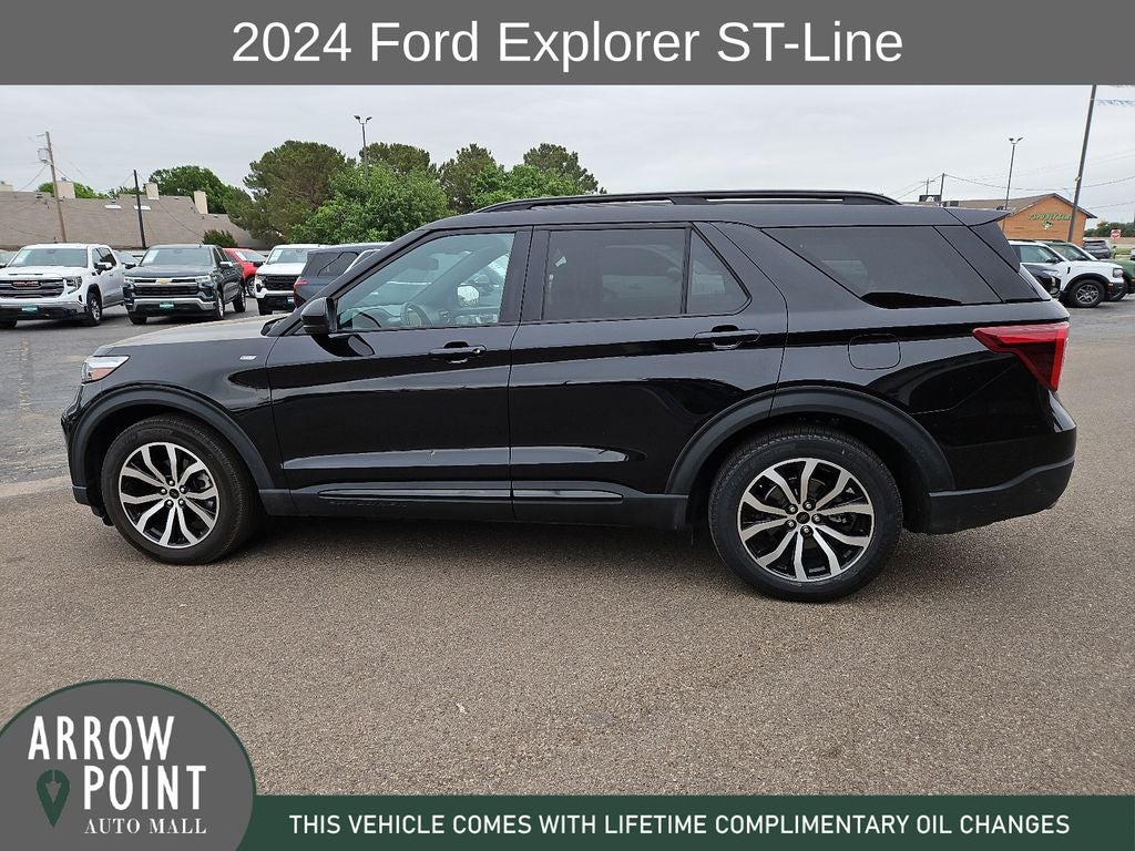2024 Ford Explorer ST-Line