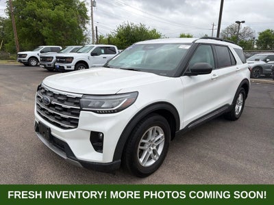 2025 Ford Explorer Active