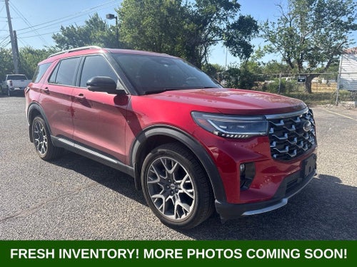2025 Ford Explorer Platinum