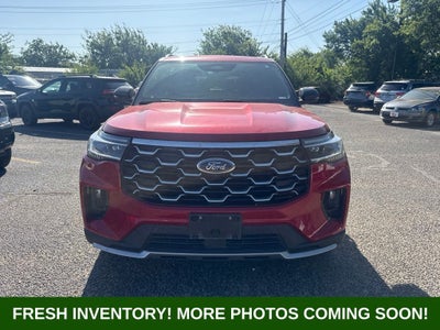 2025 Ford Explorer Platinum