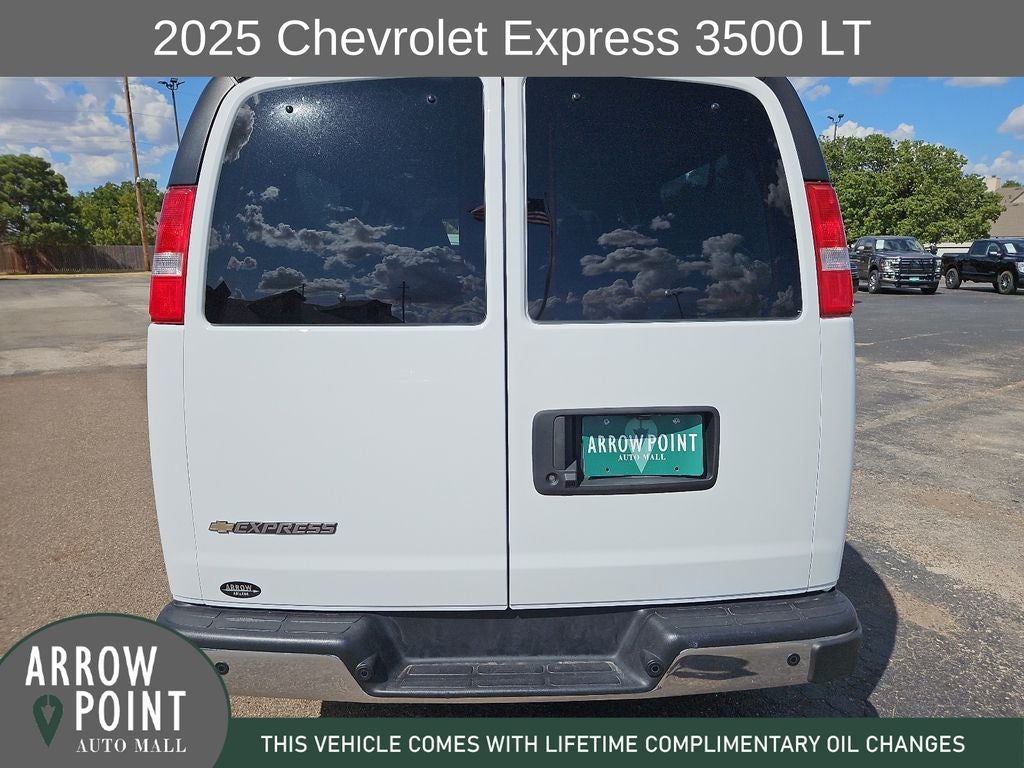 2025 Chevrolet Express 3500 LT Passenger
