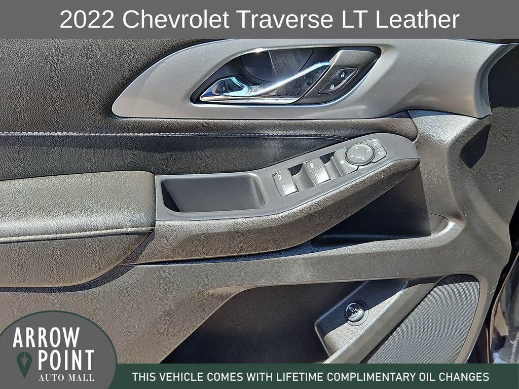2022 Chevrolet Traverse LT Leather