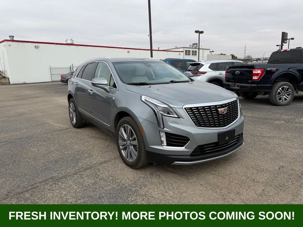 2025 Cadillac XT5 Premium Luxury