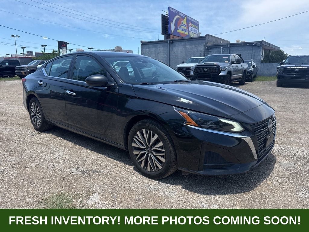 2025 Nissan Altima 2.5 SV's photo