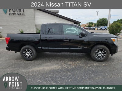 2024 Nissan Titan SV
