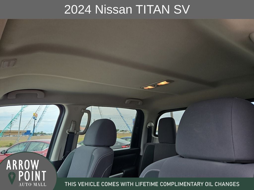 2024 Nissan Titan SV