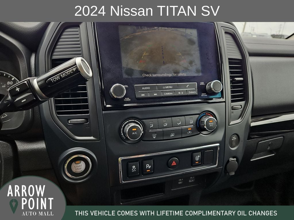 2024 Nissan Titan SV