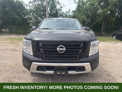 2024 Nissan Titan SV