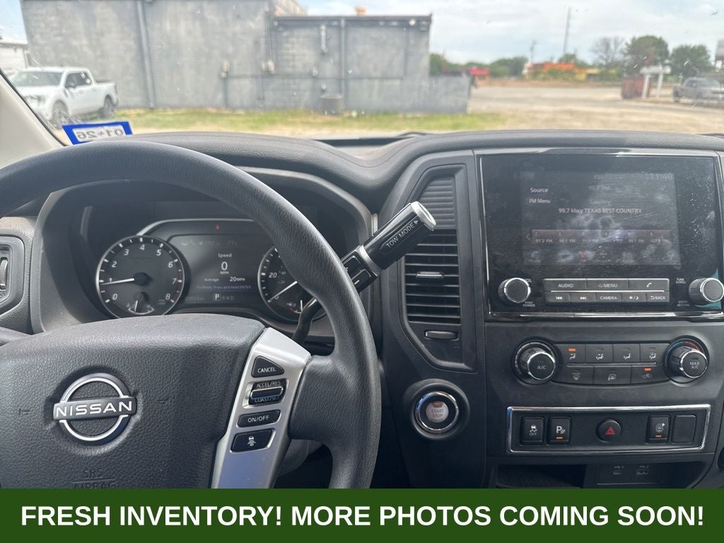 2024 Nissan Titan SV