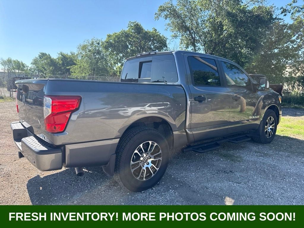 2024 Nissan Titan SV