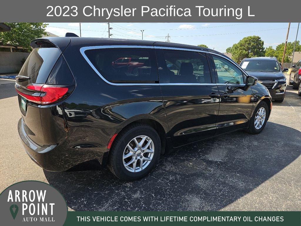 2023 Chrysler Pacifica Touring L