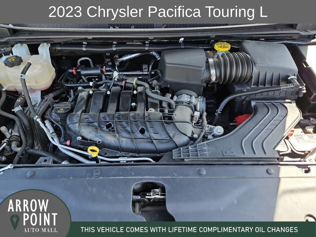 2023 Chrysler Pacifica Touring L