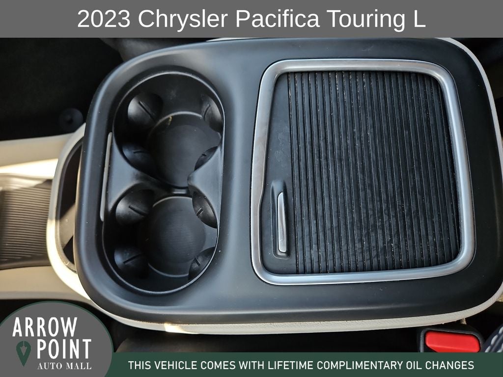 2023 Chrysler Pacifica Touring L