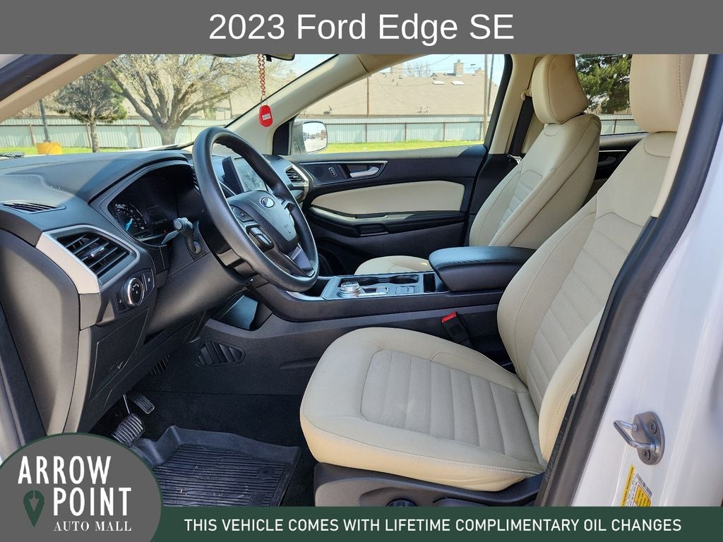 2023 Ford Edge SE