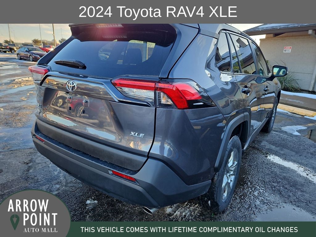 2024 Toyota RAV4 XLE