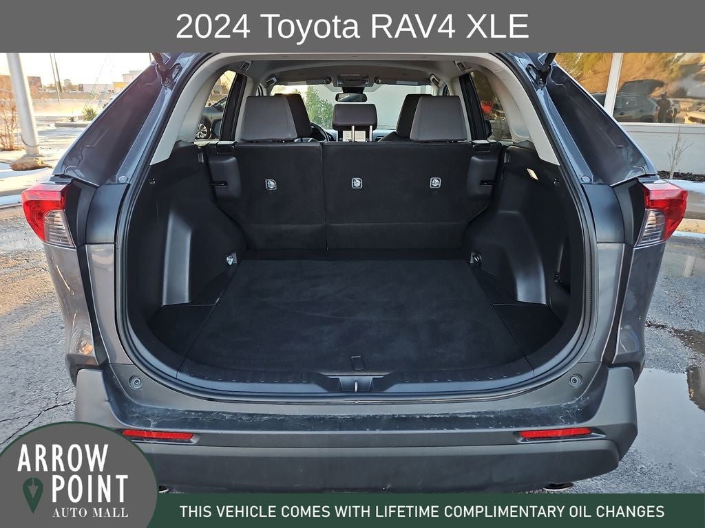 2024 Toyota RAV4 XLE