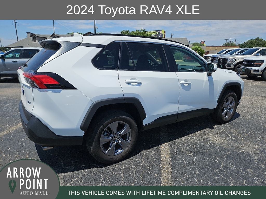 2024 Toyota RAV4 XLE