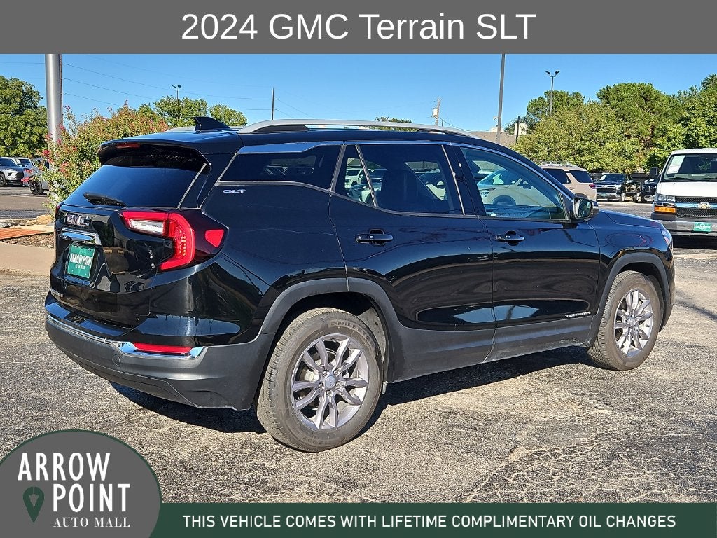 2024 GMC Terrain SLT