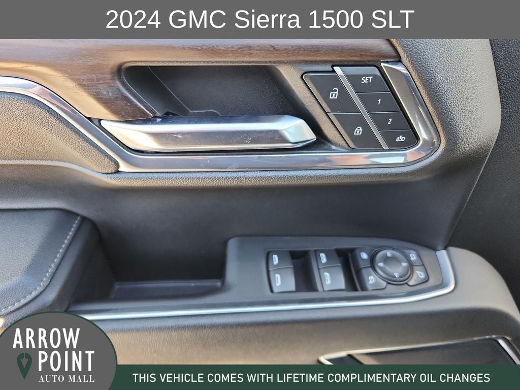 2024 GMC Sierra 1500 SLT