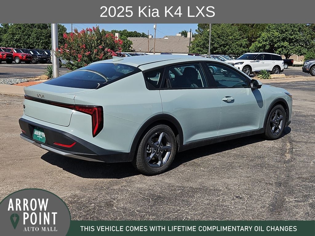 2025 Kia K4 LXS