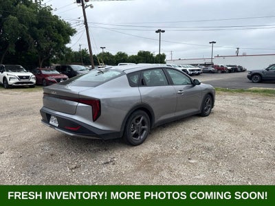 2025 Kia K4 LXS