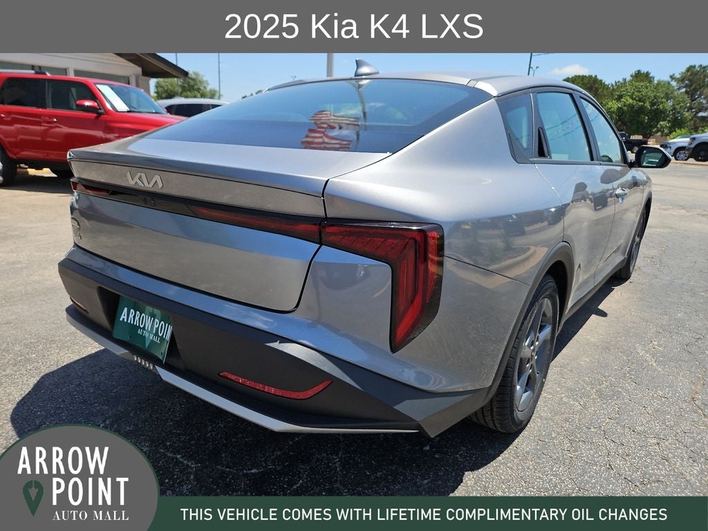 2025 Kia K4 LXS