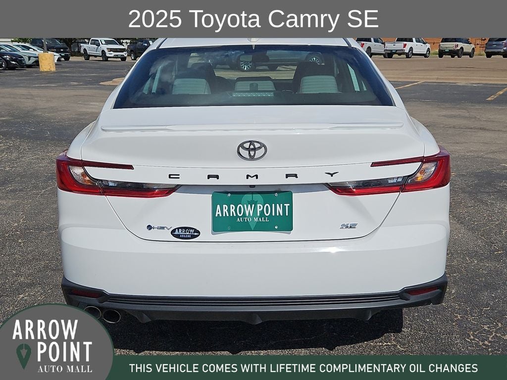 2025 Toyota Camry SE