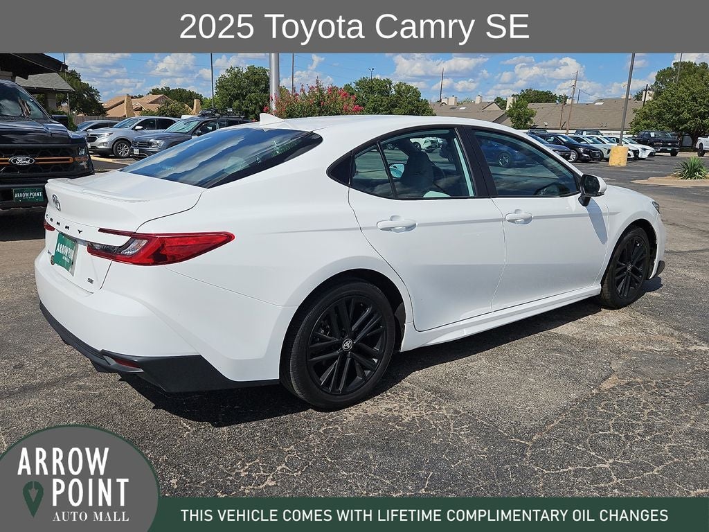 2025 Toyota Camry SE
