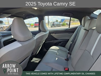2025 Toyota Camry SE