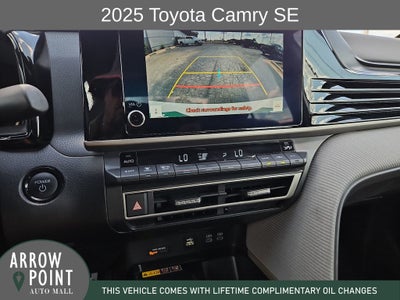 2025 Toyota Camry SE
