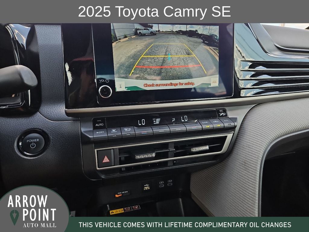 2025 Toyota Camry SE