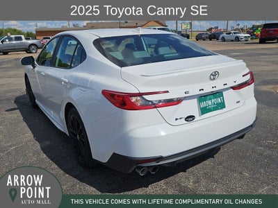 2025 Toyota Camry SE