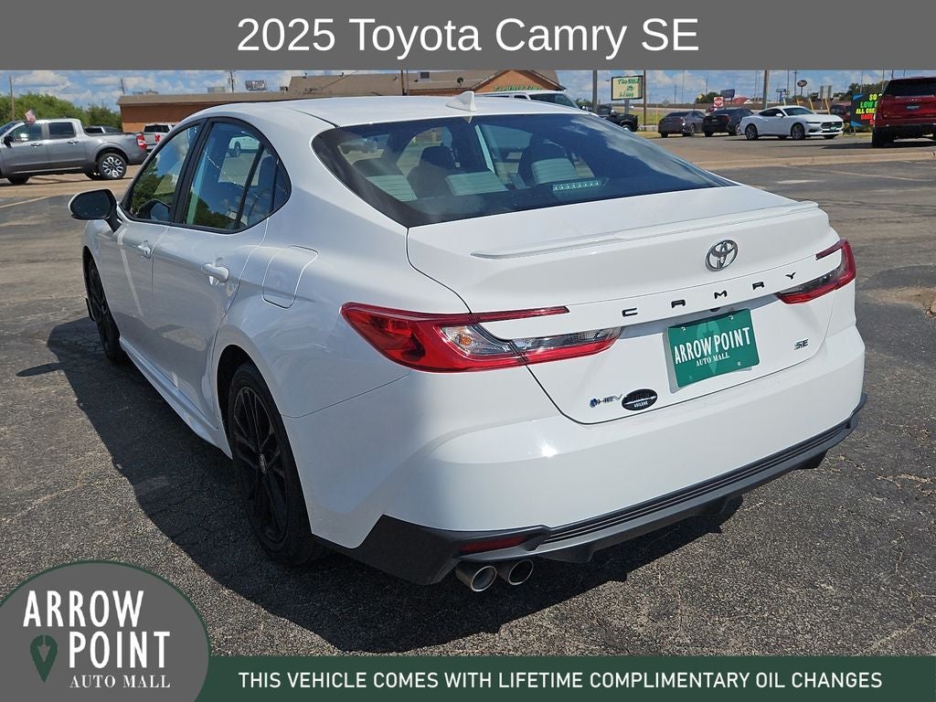 2025 Toyota Camry SE