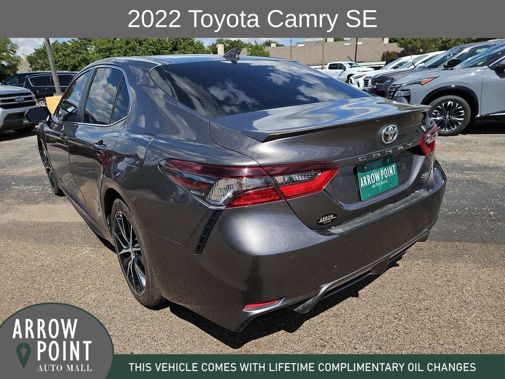 2022 Toyota Camry SE