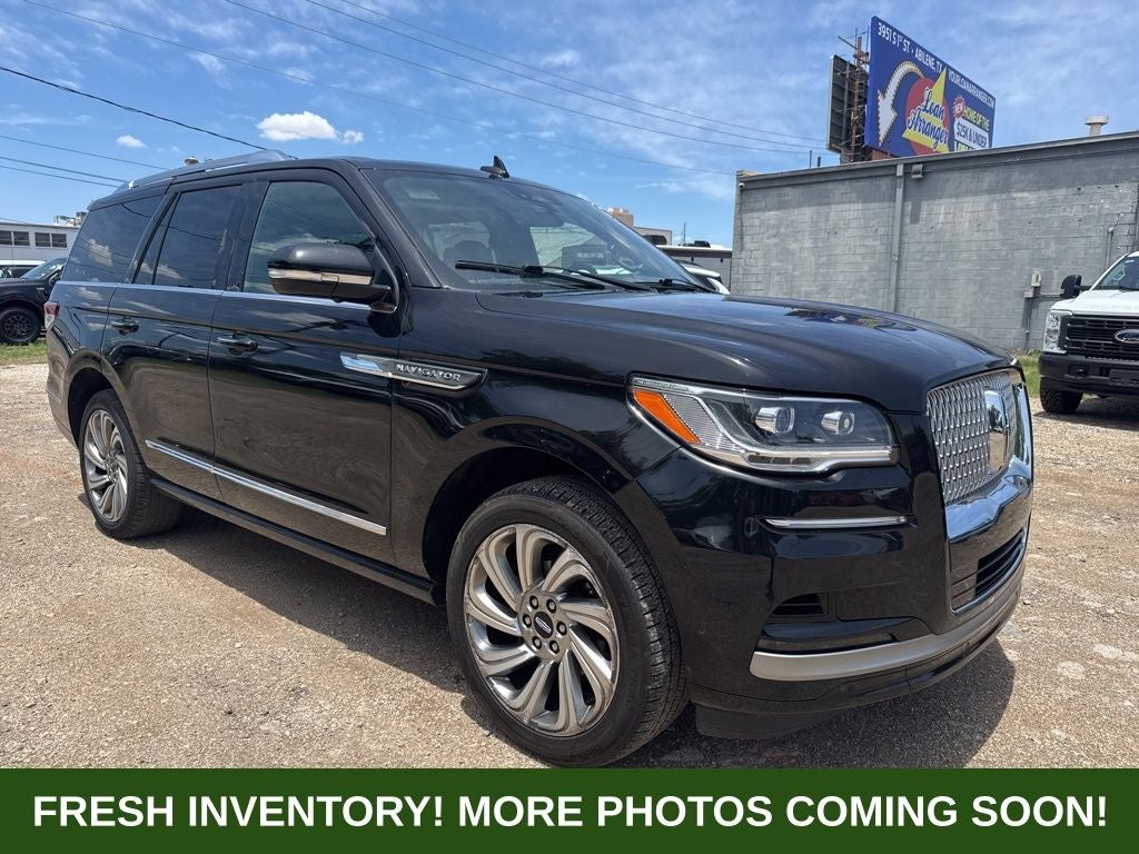 2024 Lincoln Navigator Reserve 4WD's photo
