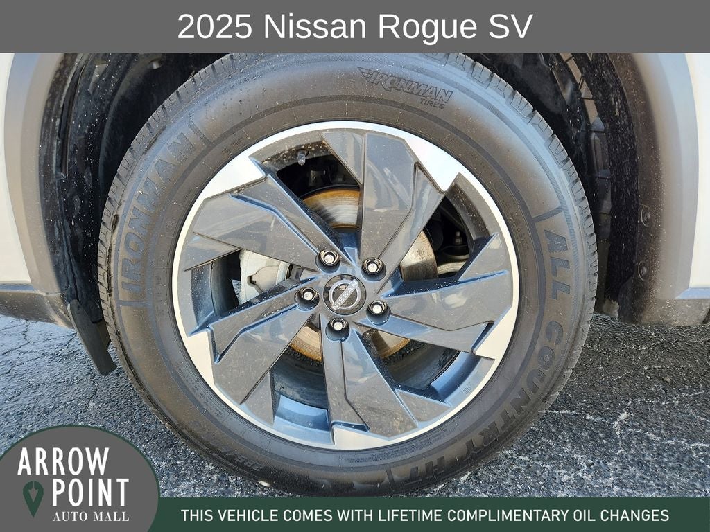2025 Nissan Rogue SV