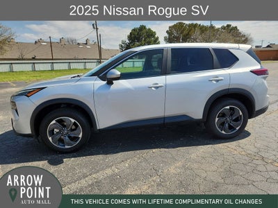 2025 Nissan Rogue SV