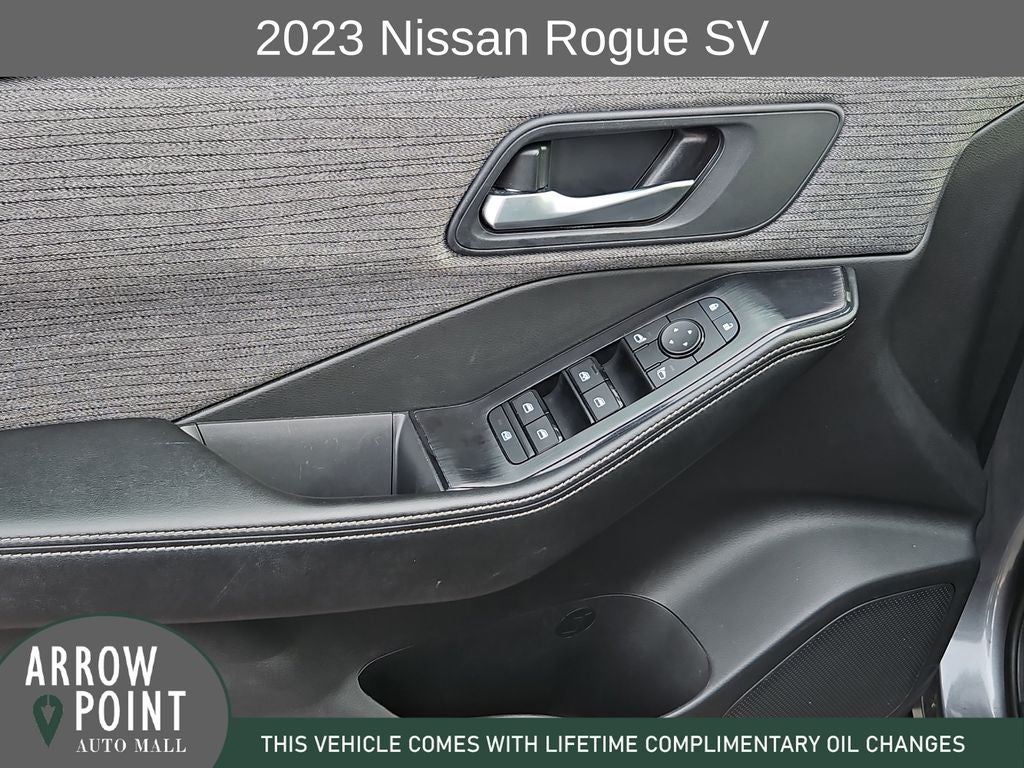 2023 Nissan Rogue SV
