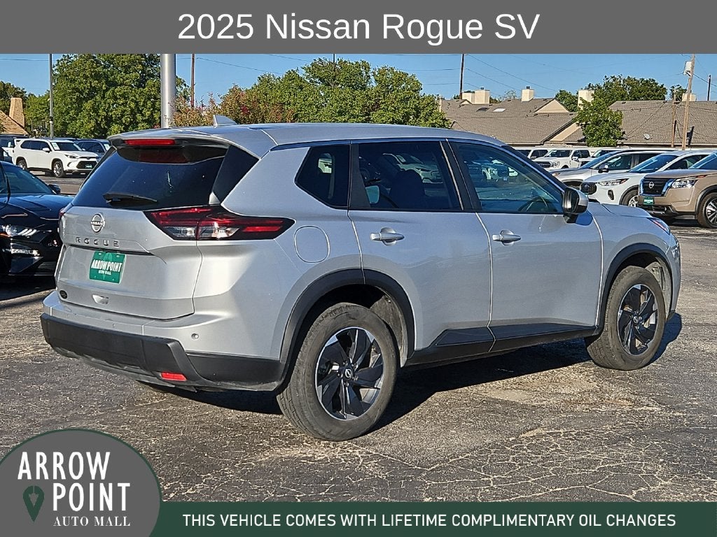 2025 Nissan Rogue SV