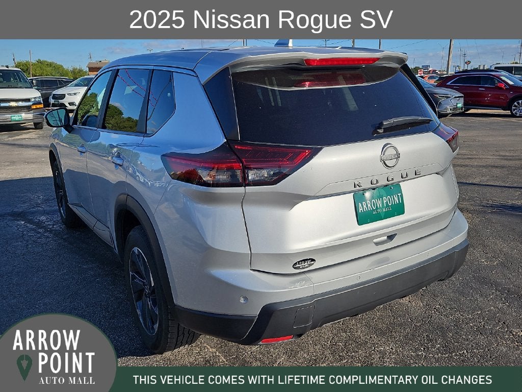 2025 Nissan Rogue SV