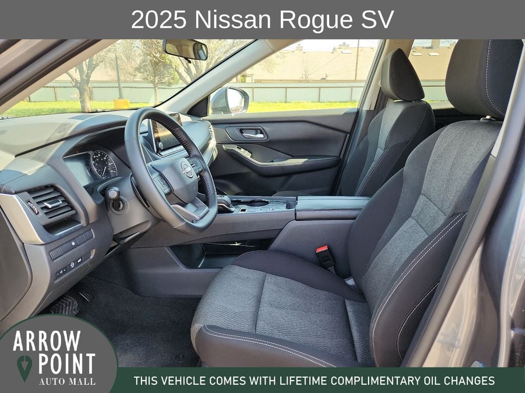 2025 Nissan Rogue SV