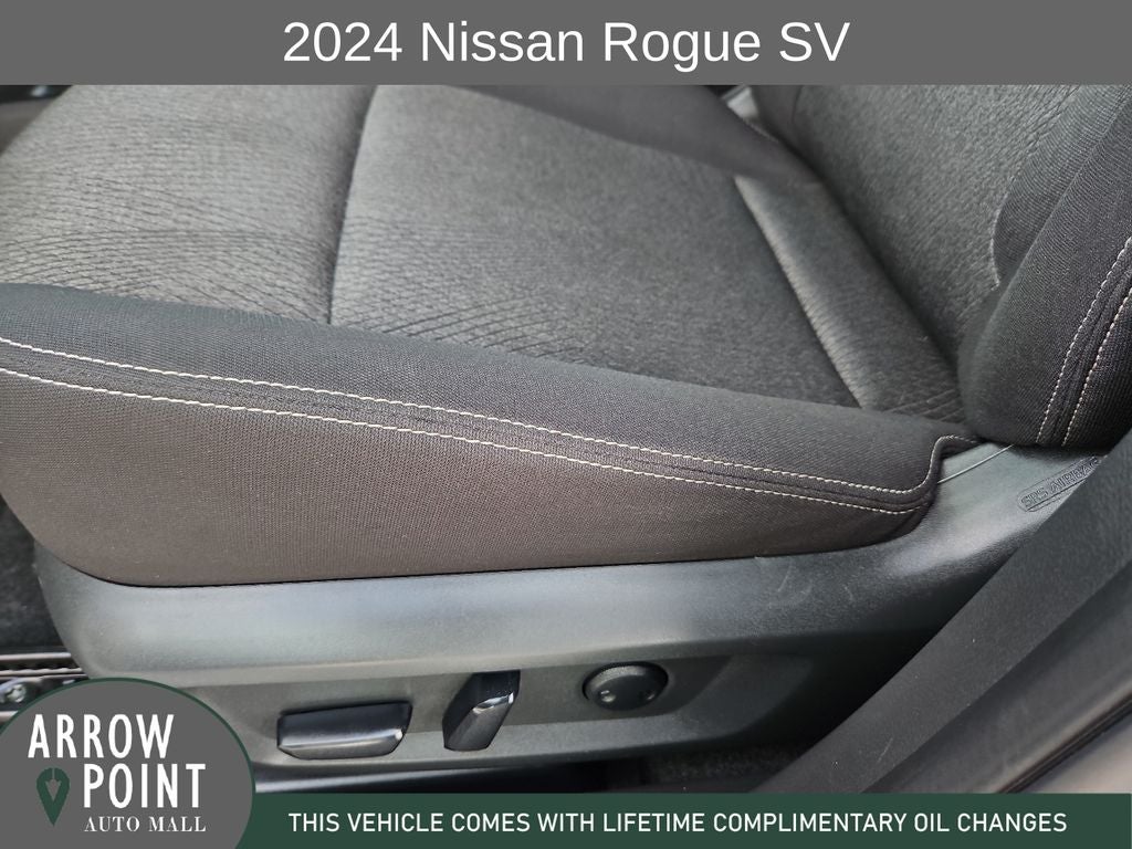 2024 Nissan Rogue SV
